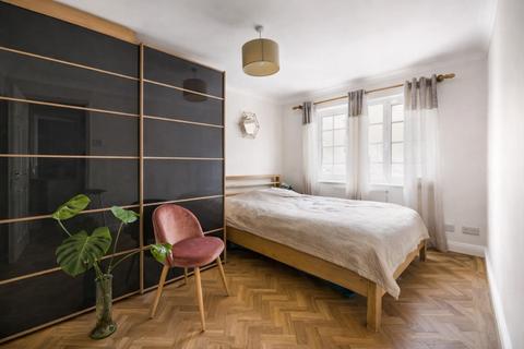 1 bedroom apartment to rent, Portland Place, London W1B