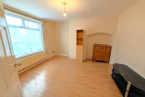 undefined, Edwin Road, Burnt Oak/Edgware HA8