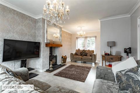 4 bedroom semi-detached house for sale, Ashton Crescent, Chadderton, Oldham, Greater Manchester, OL9