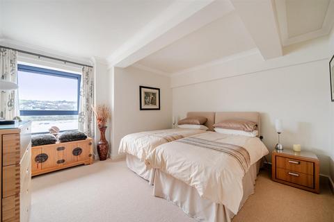 undefined, Edge of Bideford