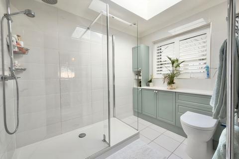 3 bedroom detached bungalow for sale, Elmfield Lane, Calshot, SO45