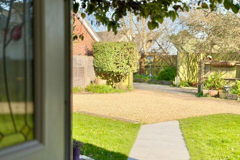 3 bedroom detached bungalow for sale, Elmfield Lane, Calshot, SO45