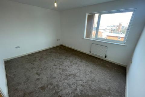 2 bedroom flat to rent, Lytham Croft, Birmingham, West Midlands, B15