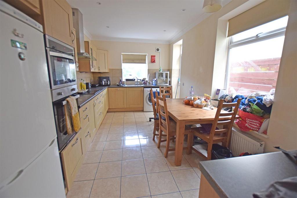 Kitchen-diner.jpg
