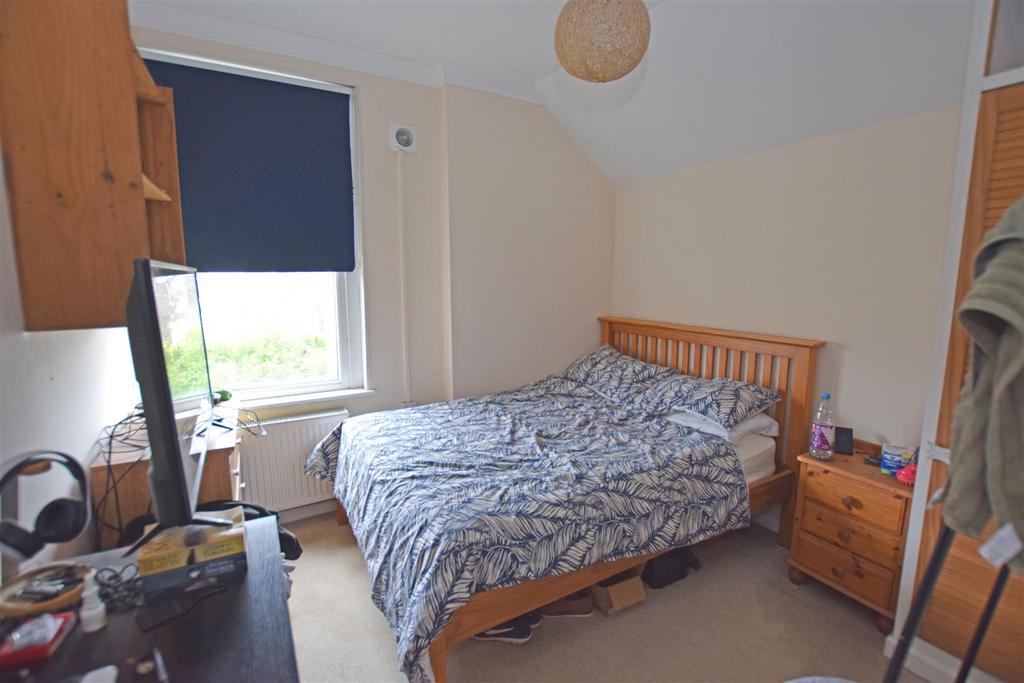 Bedroom4.jpg