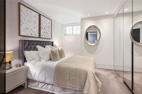 undefined, Eaton Mews North, London, SW1X