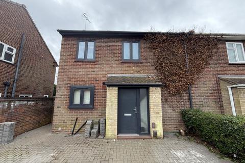 undefined, Robins Close, Peterborough