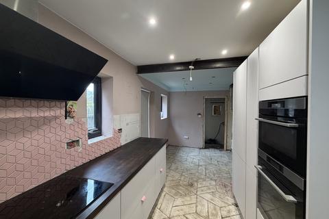 undefined, Robins Close, Peterborough