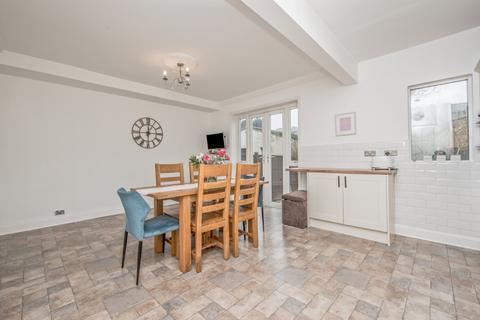 3 bedroom semi-detached house for sale, Whitechapel Road, Cleckheaton, West Yorkshire, BD19