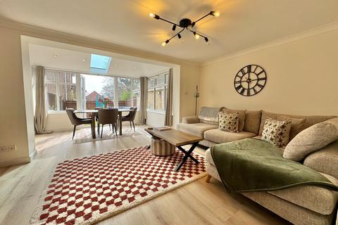 3 bedroom end of terrace house for sale, Lovage Road, Whiteley