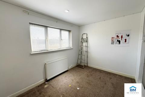 2 bedroom semi-detached house for sale, Julian Road, Leicester LE2