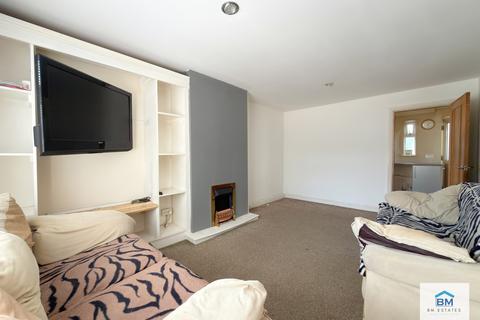 2 bedroom semi-detached house for sale, Julian Road, Leicester LE2
