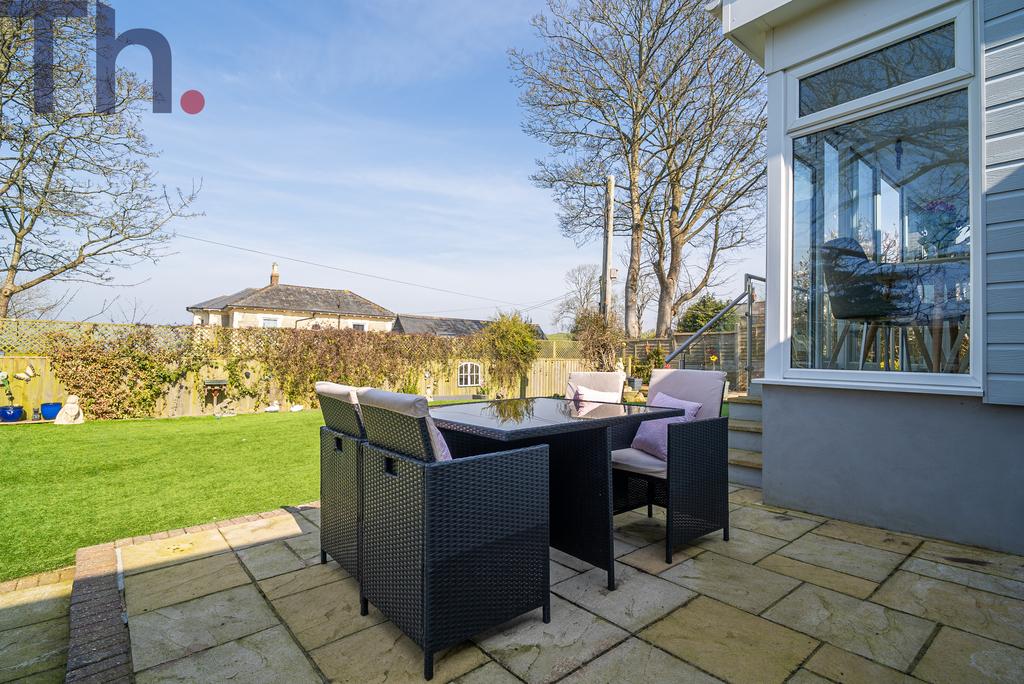Al-Fresco Dining Area