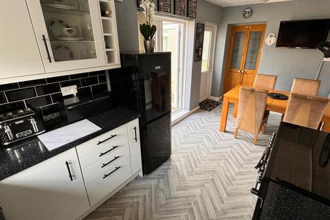 3 bedroom semi-detached house for sale, Queen Marys Walk, Llanelli