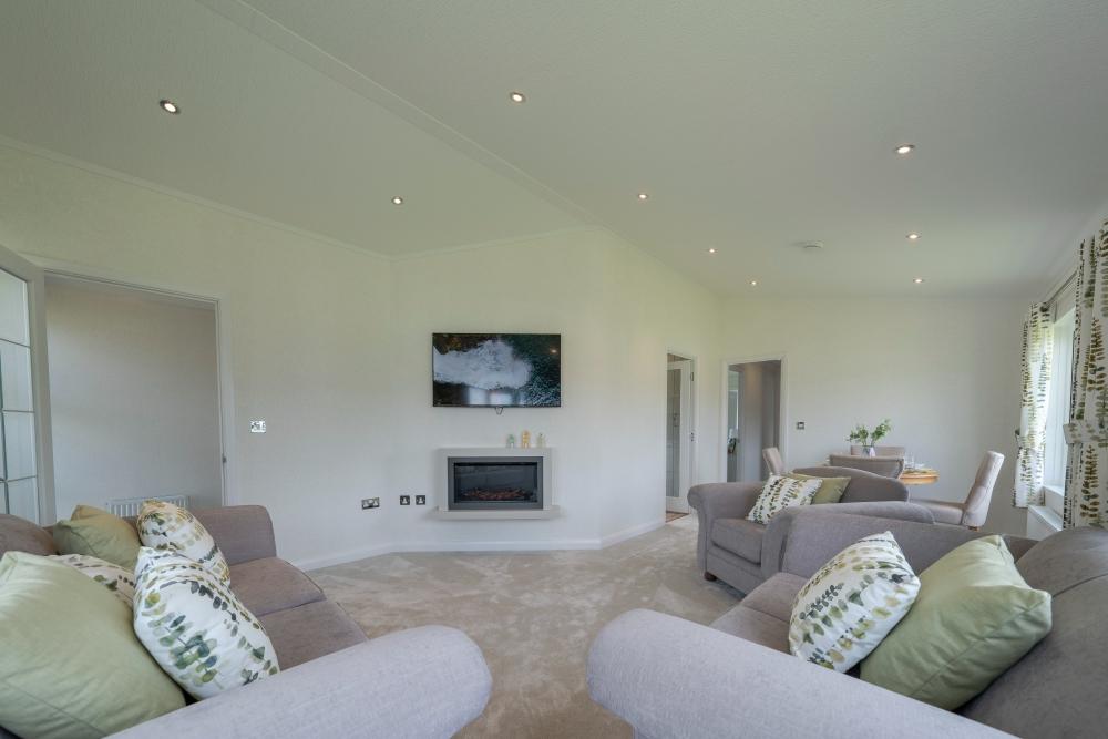 68551aa120308e42fb32514c 05 Sab