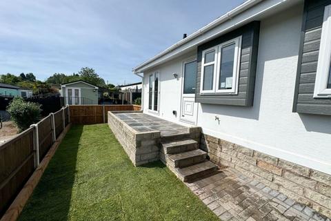 2 bedroom park home for sale, Sandfield Mobile Home Park