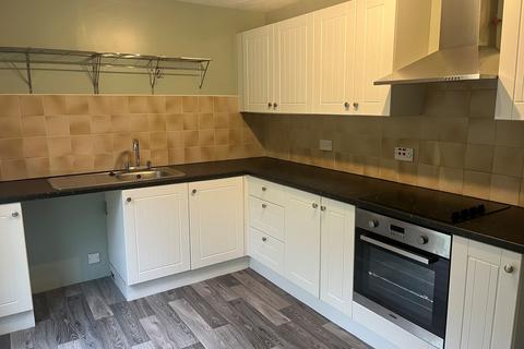 3 bedroom flat to rent, Flat , Westbury Heights, Westbury Road, Dover