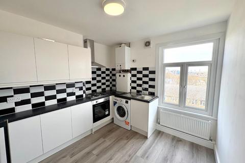 3 bedroom maisonette to rent, Lewisham Way, Brockley, London, SE4