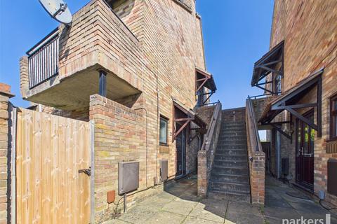 undefined, Maiden Place, Reading RG6