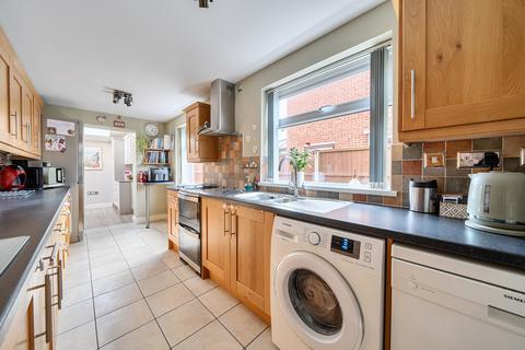 undefined, Rosefield Crescent, Gloucestershire GL20