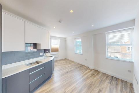 undefined, High Road, South Woodford, E18
