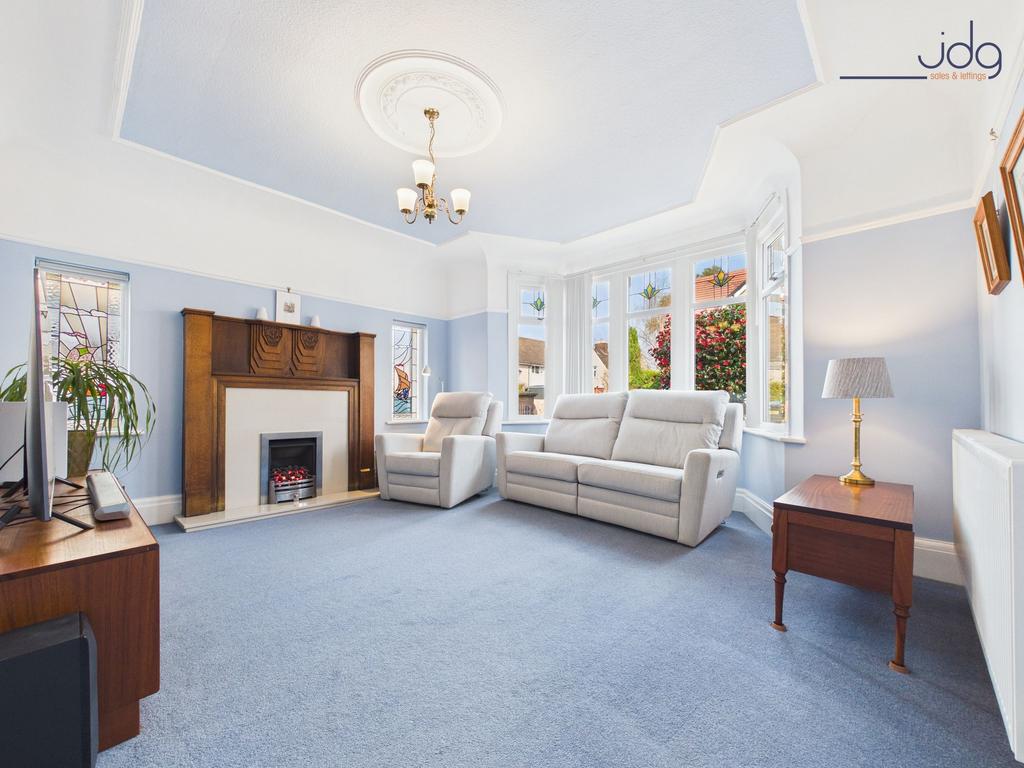 Primary Lounge