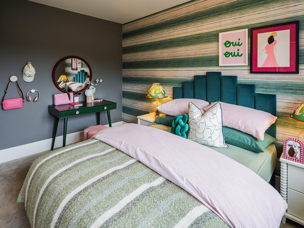 The Holly bed 3