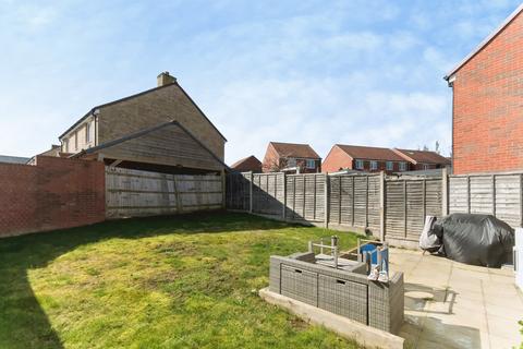 3 bedroom detached house for sale, Primrose Field, Stone Cross, Pevensey
