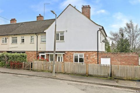 undefined, Centre Avenue, Epping