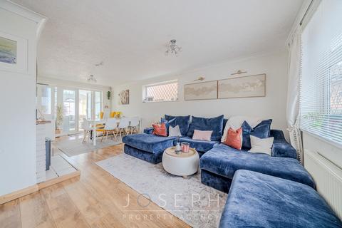 undefined, Dales View, Washbrook, IP8