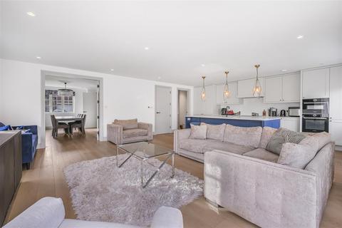 undefined, Beechview Drive, Essex EN9