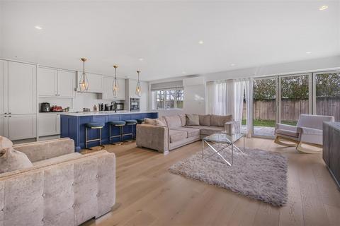 undefined, Beechview Drive, Essex EN9