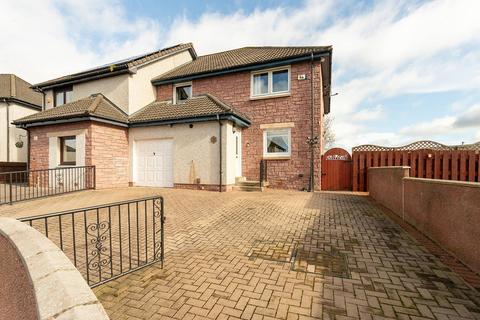 4 bedroom semi-detached house for sale, 9 Chevaliers Pend, Dundee, DD4 9RH