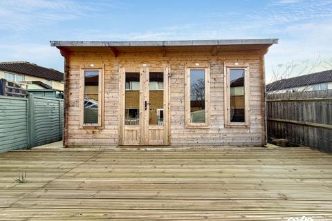 undefined, Fairford Crescent, Milton Keynes MK15
