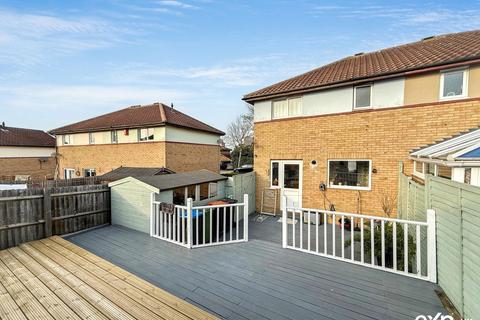 undefined, Fairford Crescent, Milton Keynes MK15