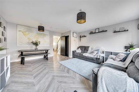 3 bedroom end of terrace house for sale, Field Mouse Walk, Calcot, Reading