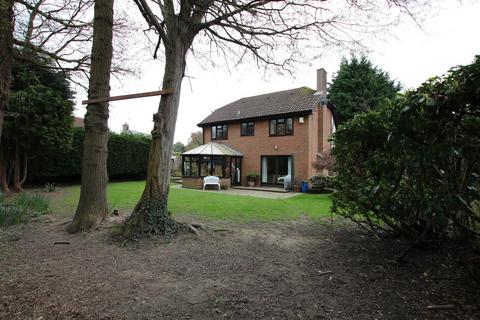 undefined, Quail Close, Horsham, West Sussex