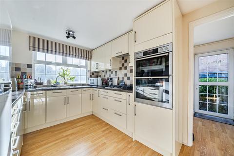 4 bedroom detached house for sale, Grasmere, Trowbridge BA14