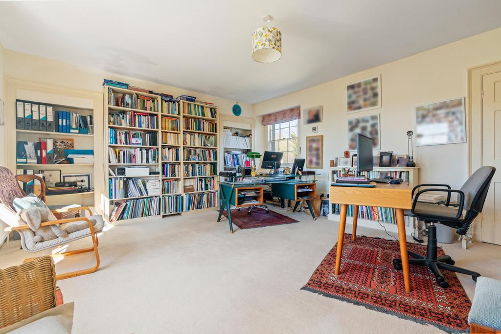 Office/Bedroom 4