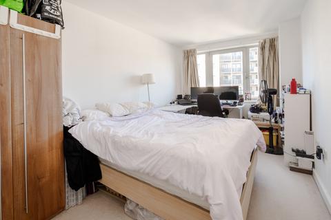 2 bedroom flat for sale, Eden Grove, London, N7