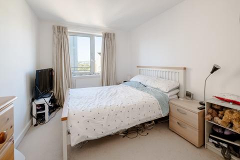 2 bedroom flat for sale, Eden Grove, London, N7