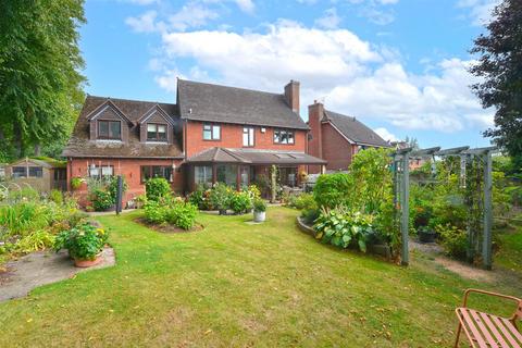 undefined, Main Road, Dorrington, Shrewsbury