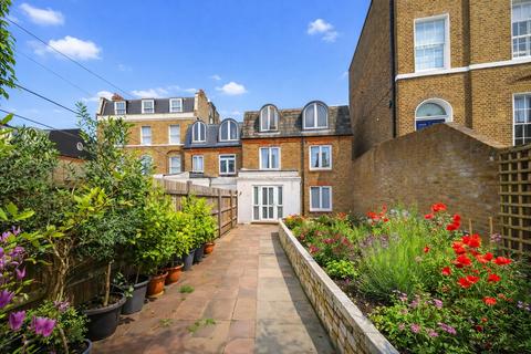 5 bedroom semi-detached house for sale, Charles Barry Close, London