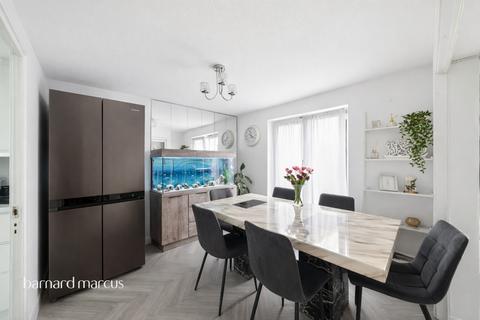 5 bedroom semi-detached house for sale, Charles Barry Close, London