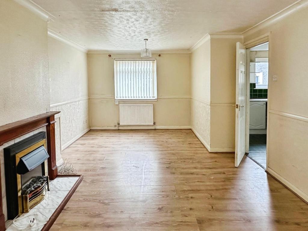 Living/Dining Room