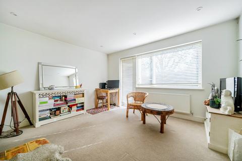 2 bedroom maisonette for sale, Weydown Road, Haslemere, GU27