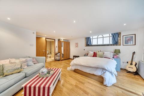 3 bedroom duplex for sale, 70 Renforth Street, Canada Water, London, SE16