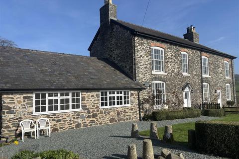 undefined, Llanfechain