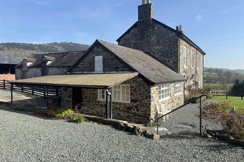 undefined, Llanfechain