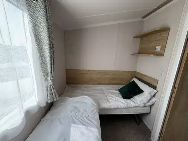 Swift Provence Twin Bedroom At The Springs Holiday